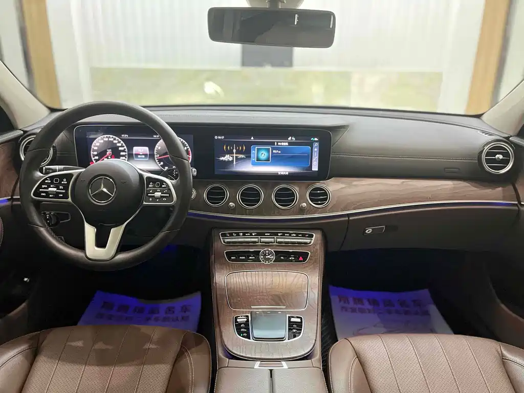 Mercedes-Benz E-Class 2019 — фото 10