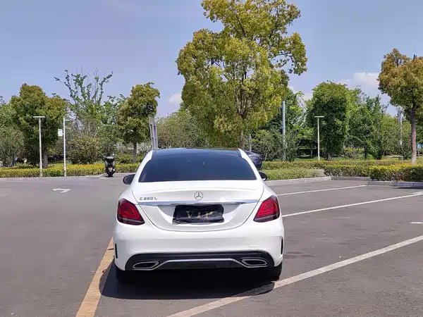 Mercedes-Benz C-Class 2020