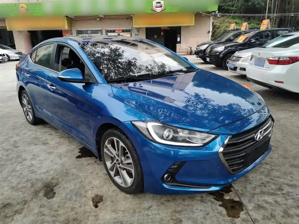 Hyundai Elantra 2019 — фото 4