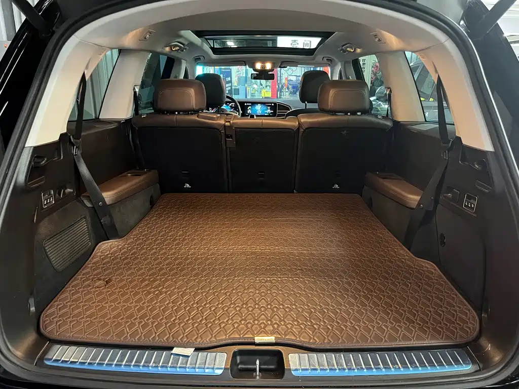 Mercedes-Benz GLS 2023 — фото 21