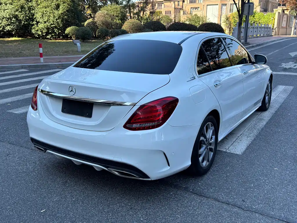 Mercedes-Benz C-Class 2018 — фото 7