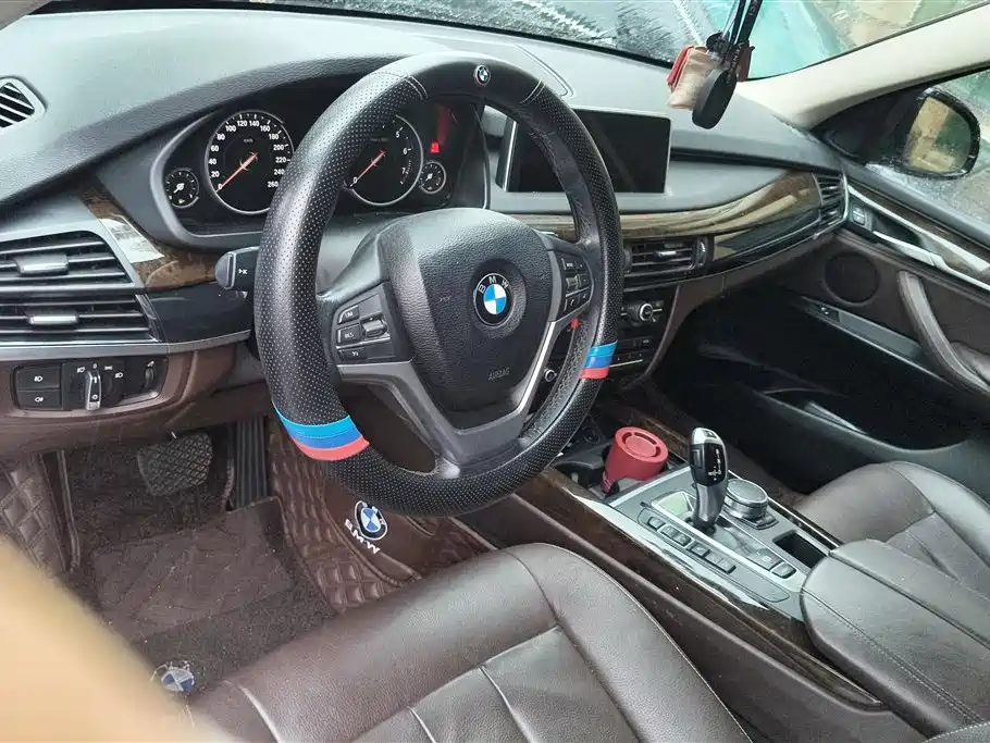 BMW X5 2017 — фото 11