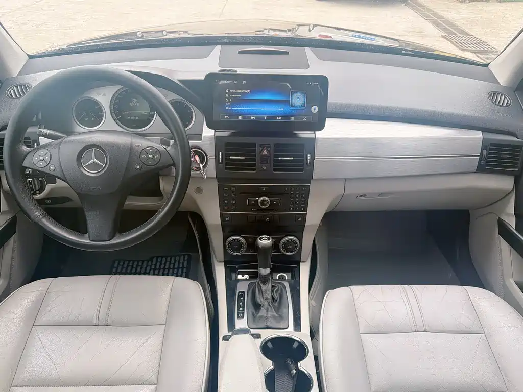 Mercedes-Benz GLK-Class 2009 — фото 13