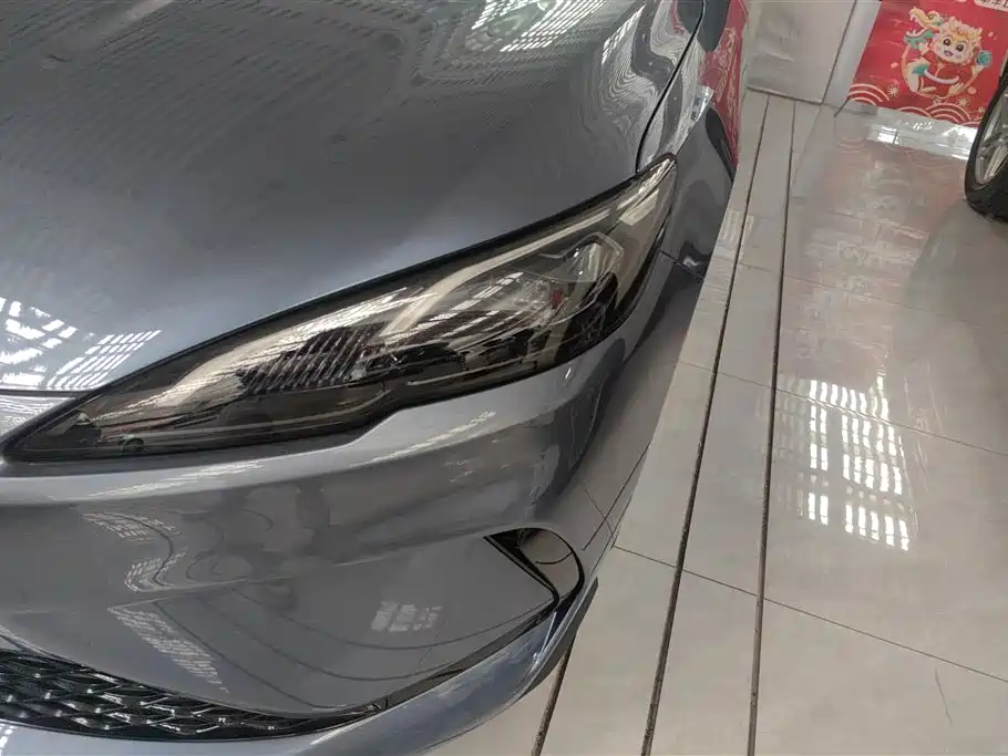 BYD Seal 05 DM-i 2025 — фото 5