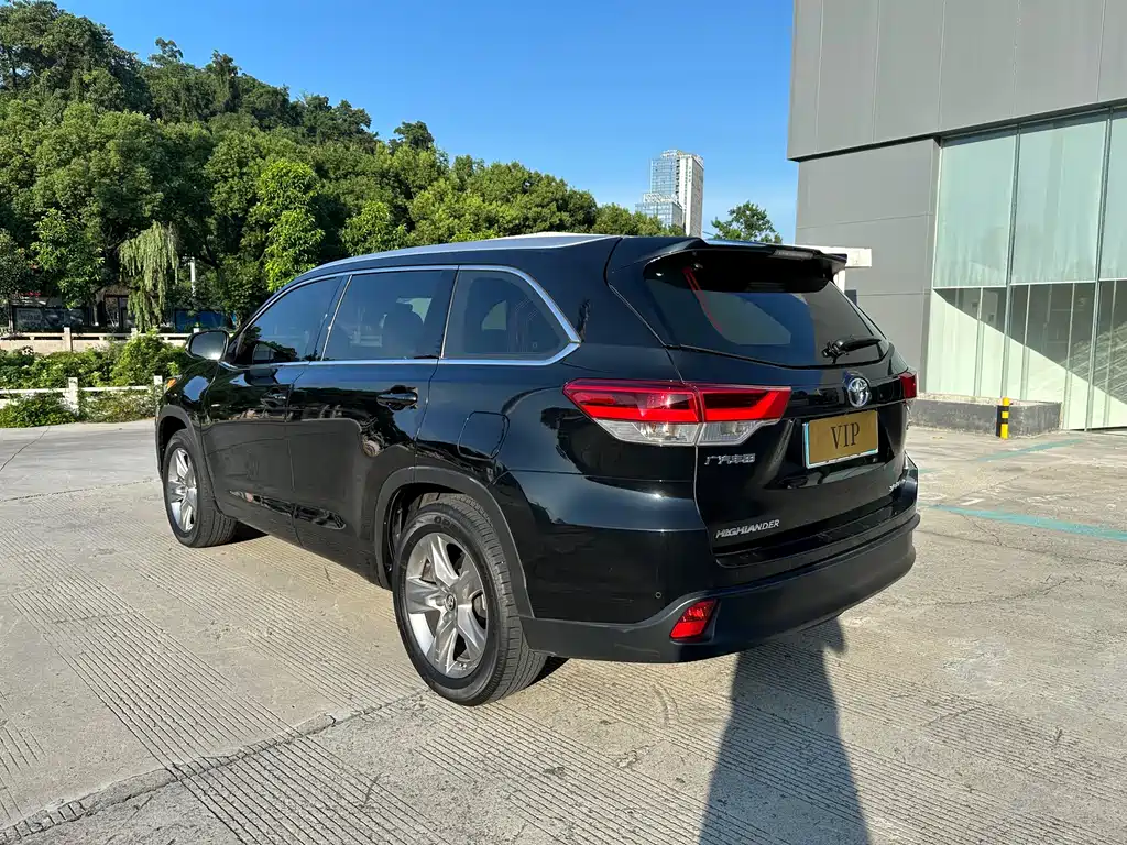 Toyota Highlander 2020