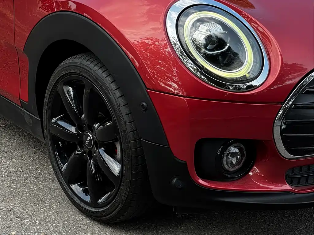 MINI Clubman 2021 — фото 9