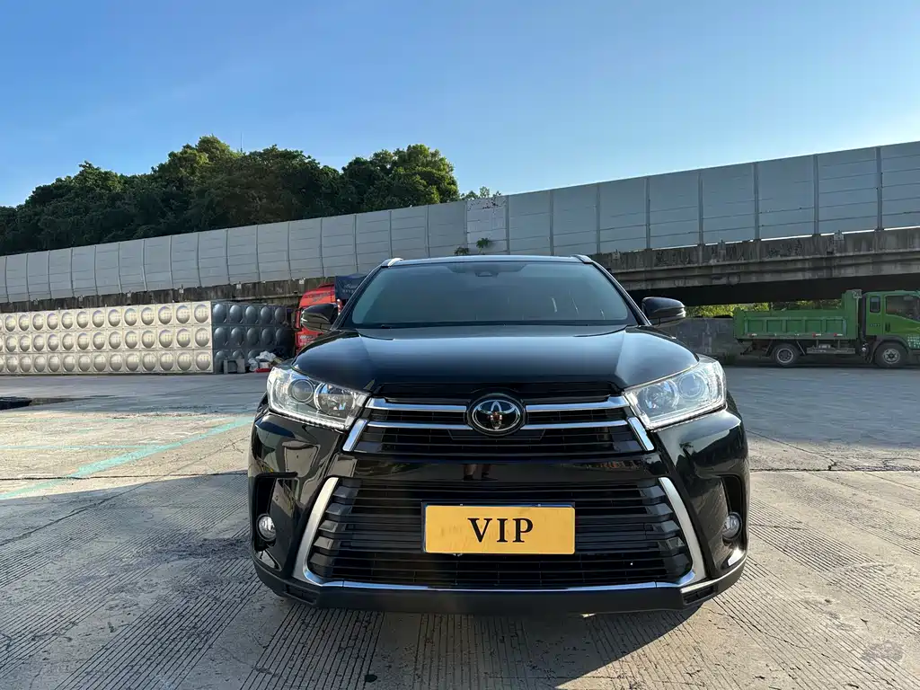 Toyota Highlander 2020