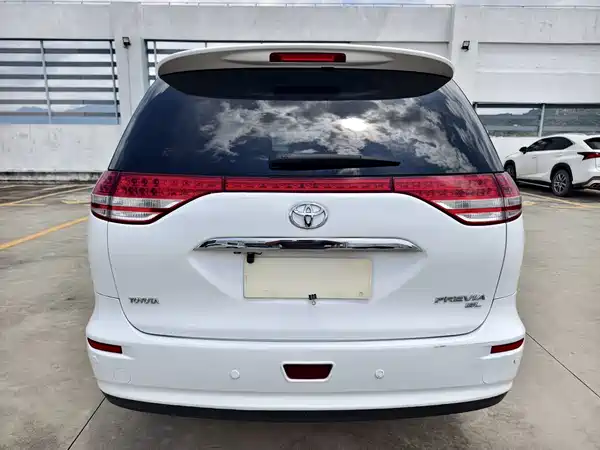 Toyota Previa 2008