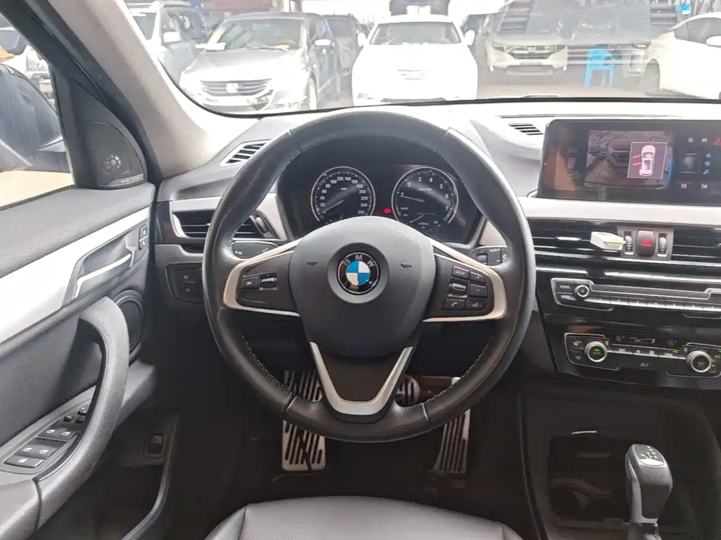BMW X1 2019 — фото 11