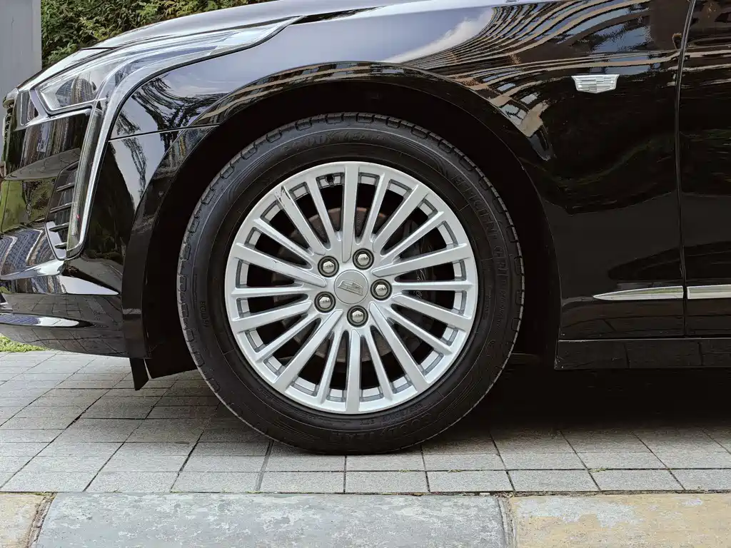 Cadillac CT6 2021 — фото 15