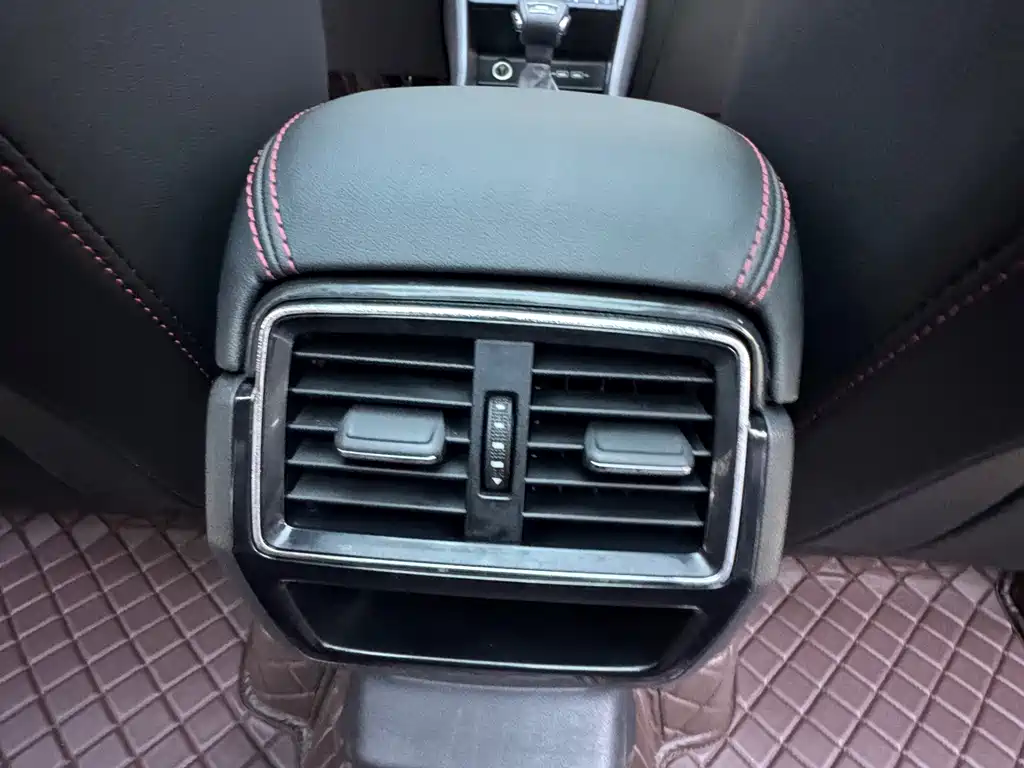 Skoda Korok 2022 — фото 10