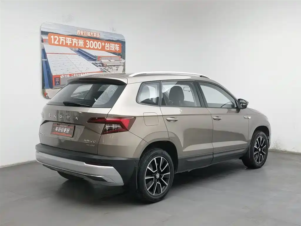 Skoda Karoq 2021 — фото 2