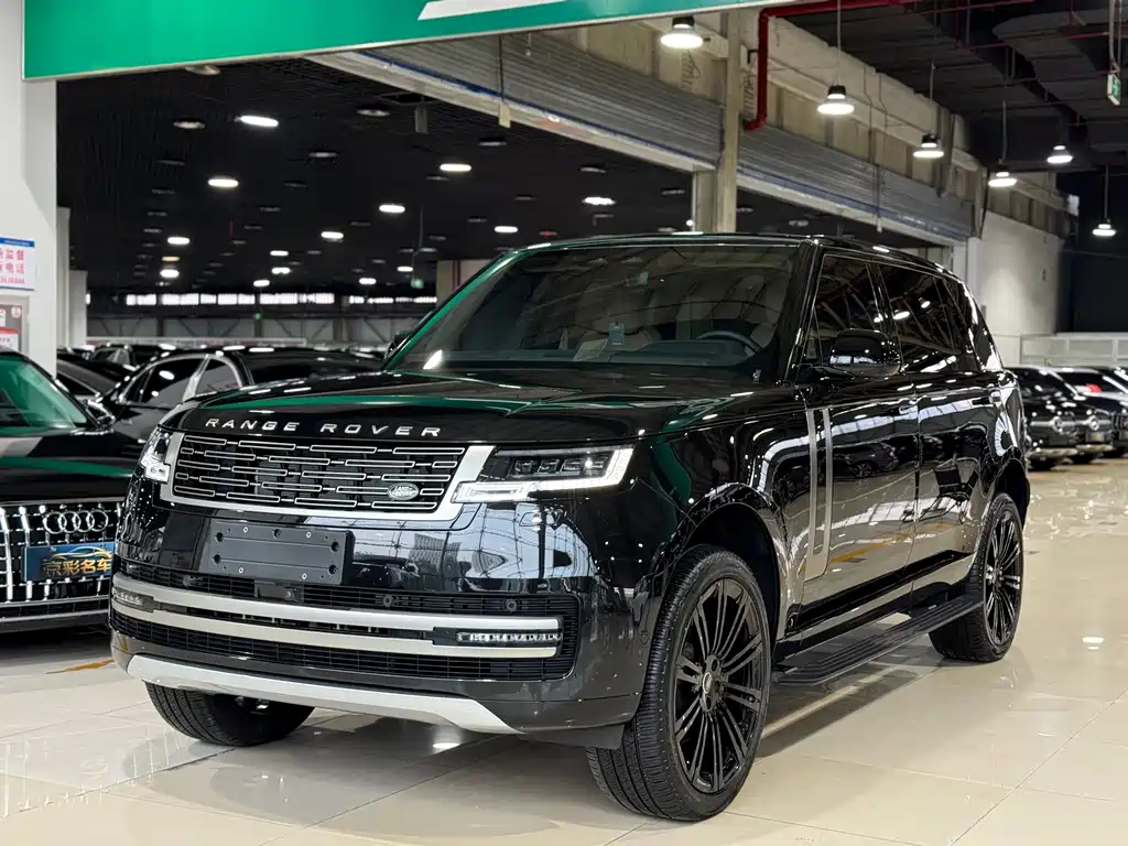 Land Rover Range Rover 2025 — фото 1