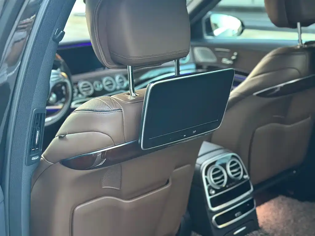 Mercedes-Benz S-Class 2017 — фото 11