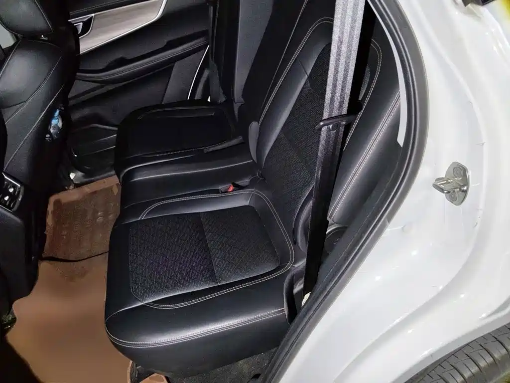 Chery Tiggo 8 2019 — фото 15