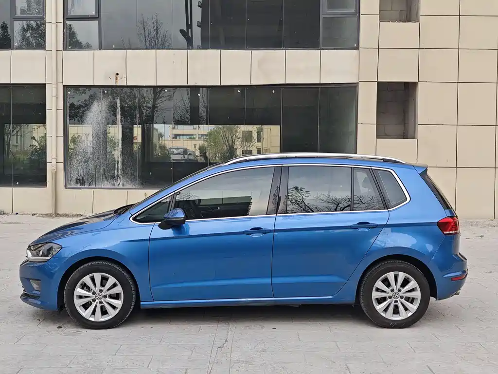 Volkswagen Golf Sportsvan 2017 — фото 4