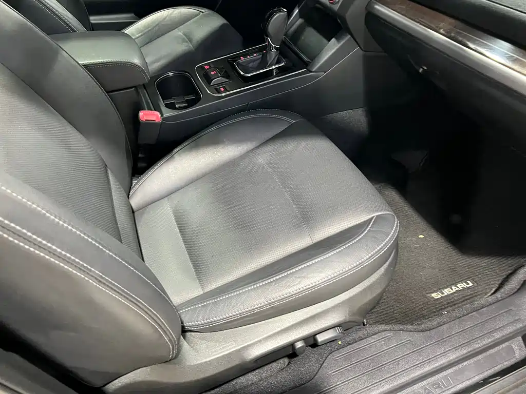 Subaru Outback 2016 — фото 22