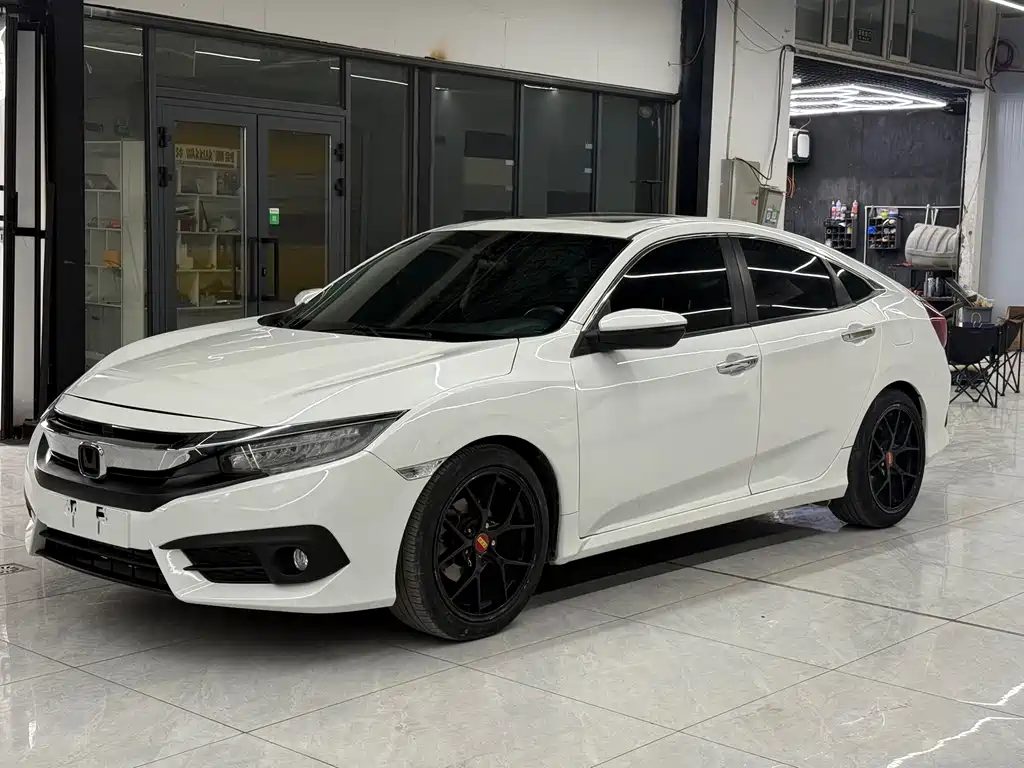 Honda Civic 2016 — фото 1