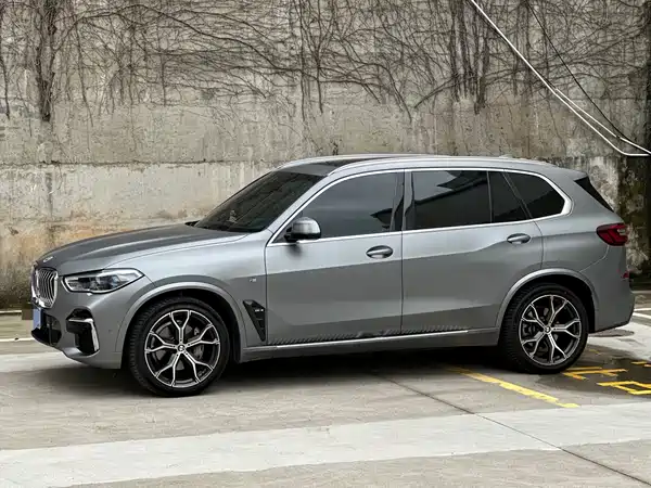 BMW X5 2023