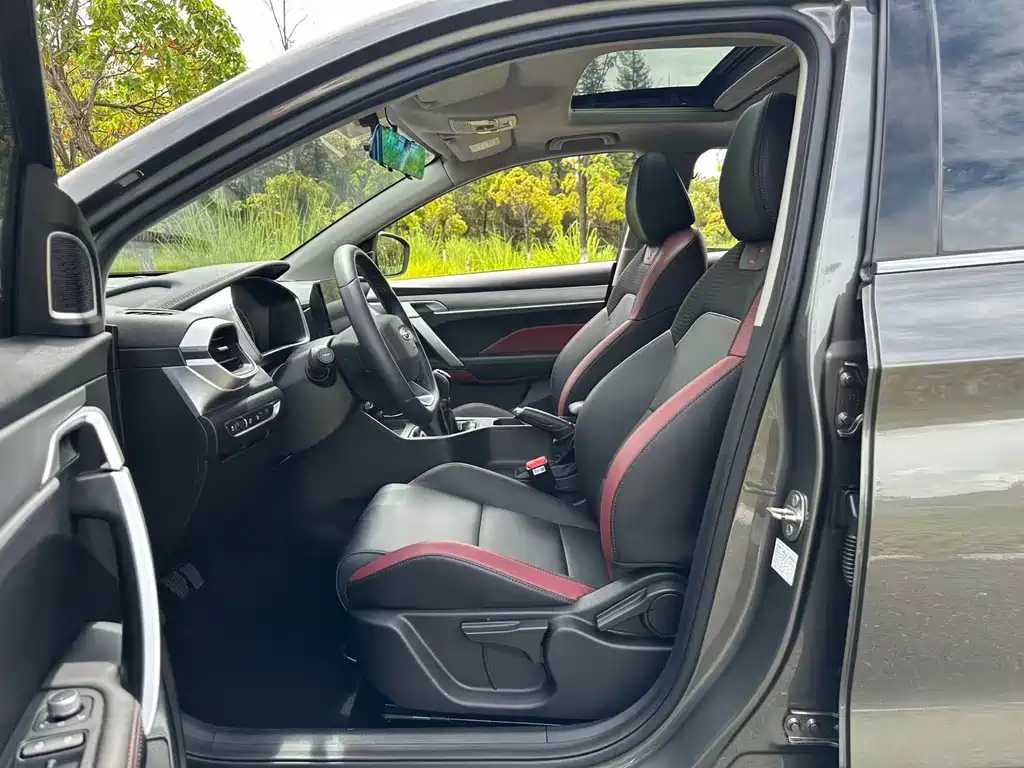 Geely Binyue 2022