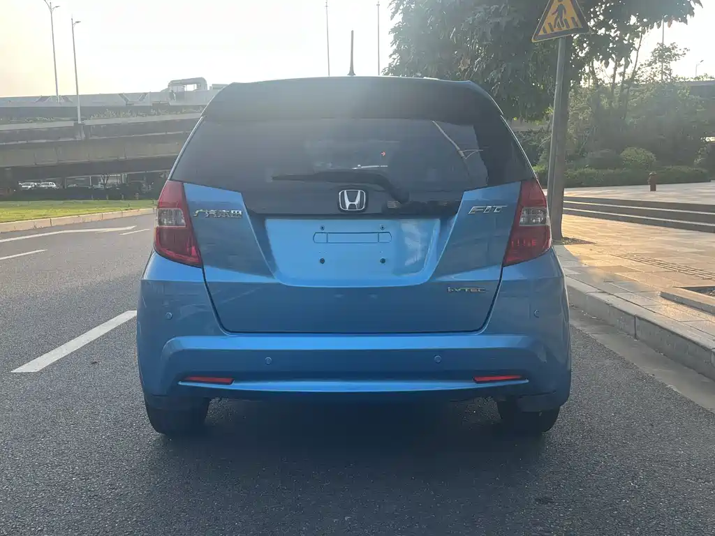 Honda Fit 2013 — фото 10