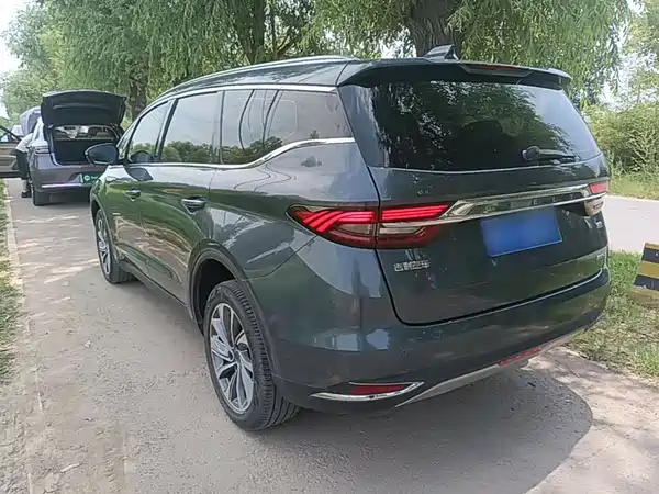 Geely Jiaji 2020
