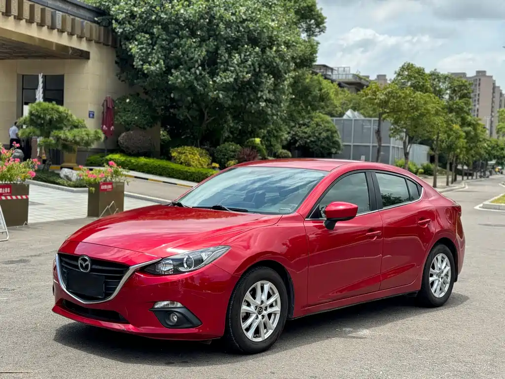 Mazda 3 Angkesela 2015
