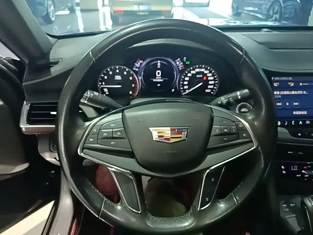 Cadillac CT6 2019 — фото 11