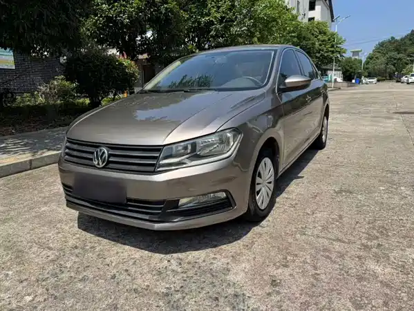 Volkswagen Santana 2016