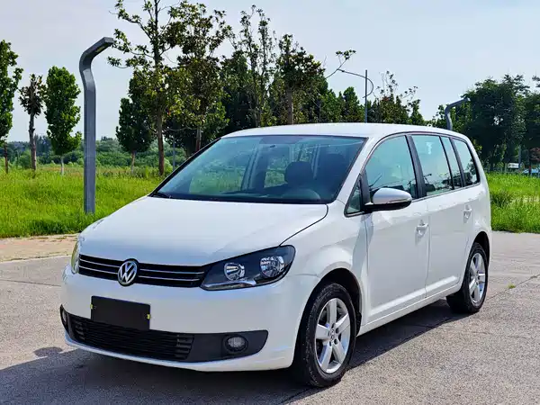 Volkswagen Touran 2013