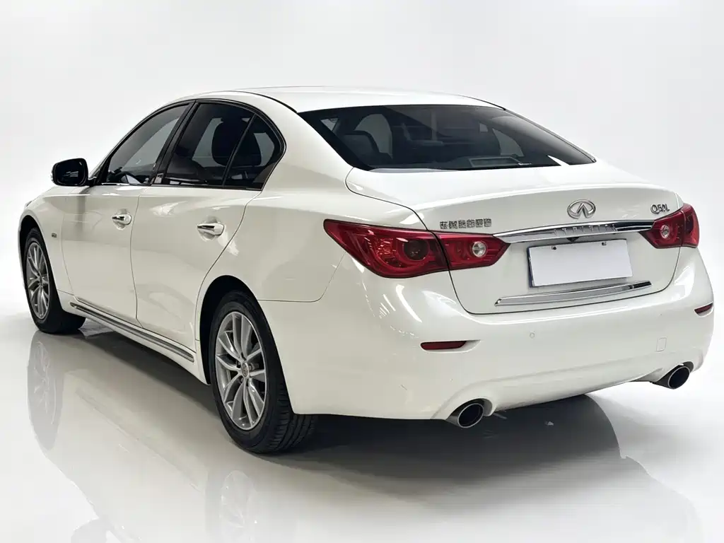 Infiniti Q50L 2016 — фото 7