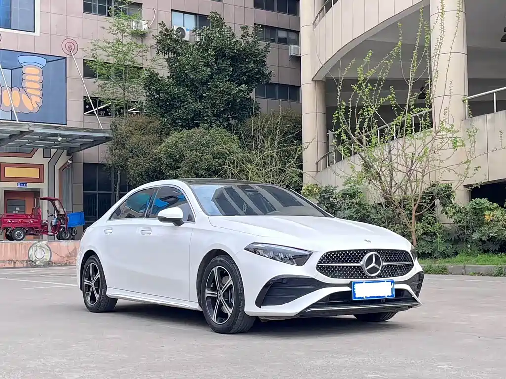 Mercedes-Benz A-Class 2023