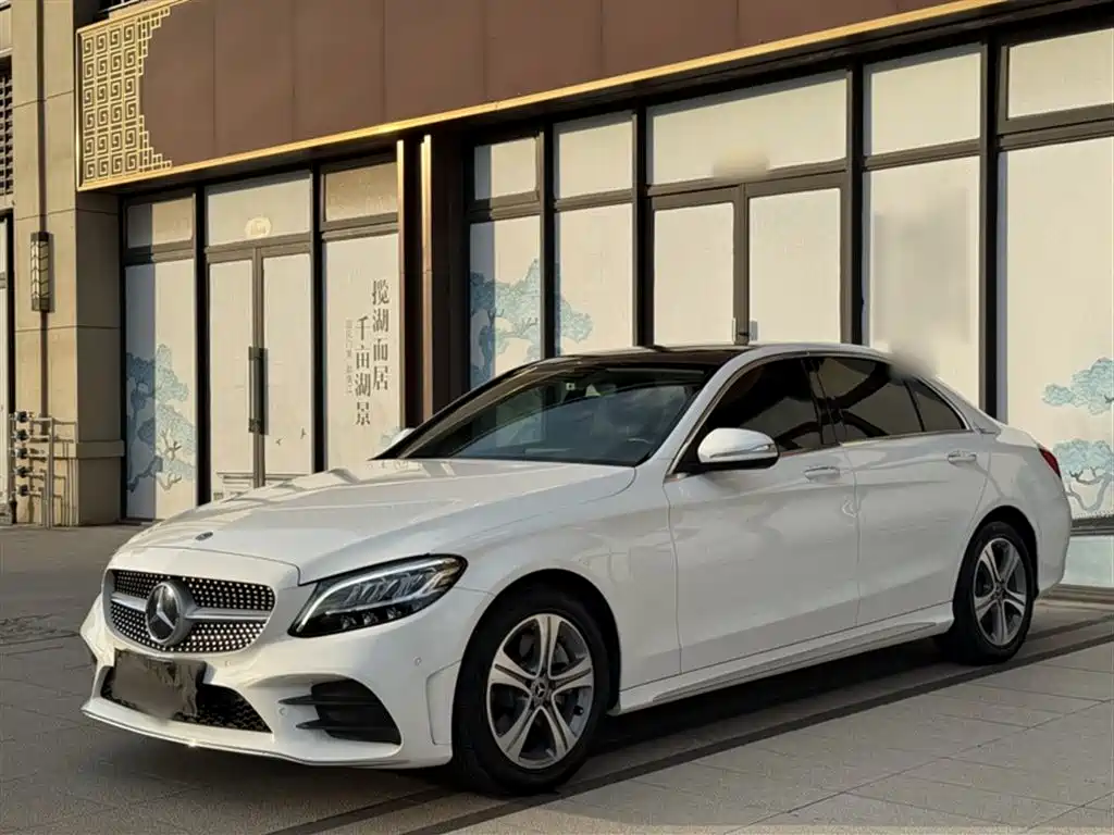 Mercedes-Benz C-Class 2019 — фото 1