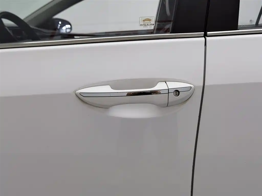 Toyota Corolla 2019 — фото 18
