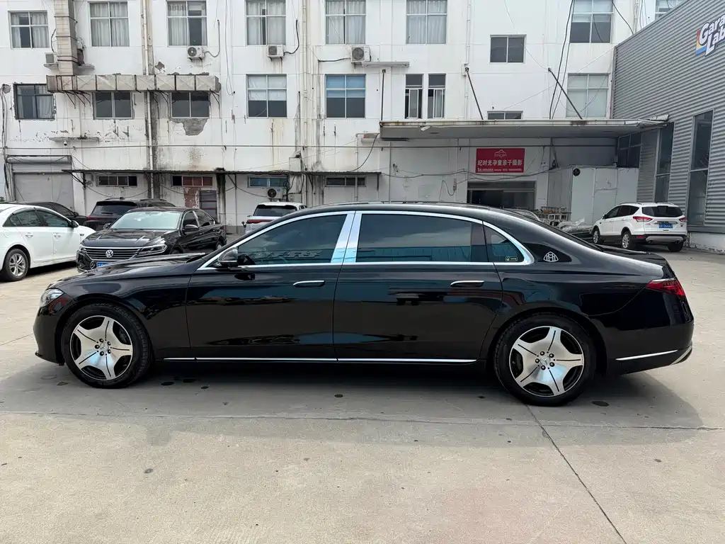 Mercedes-Benz Maybach S-Class 2021 — фото 4