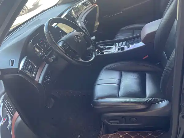 GAC Trumpchi GS8 2017
