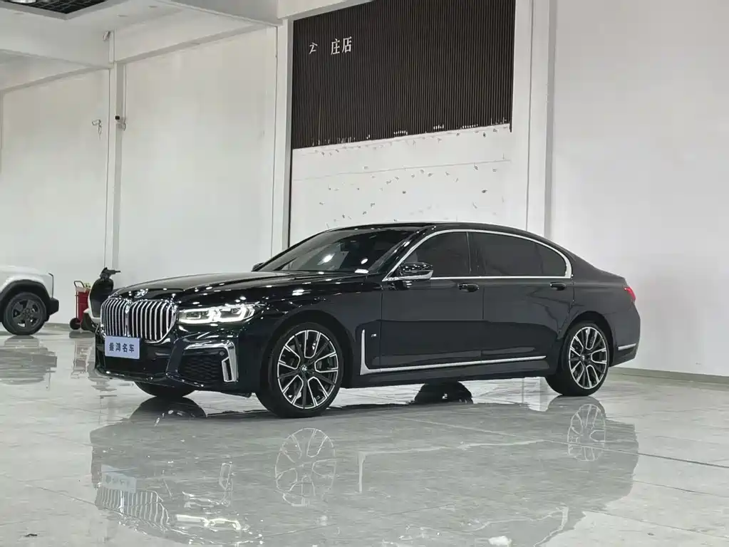 BMW 7 Series 2019 — фото 1