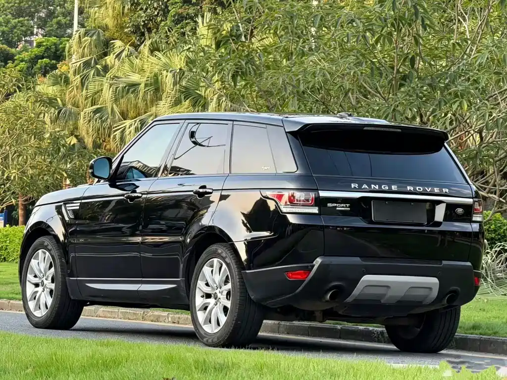 Land Rover Range Rover Sport 2013 — фото 3