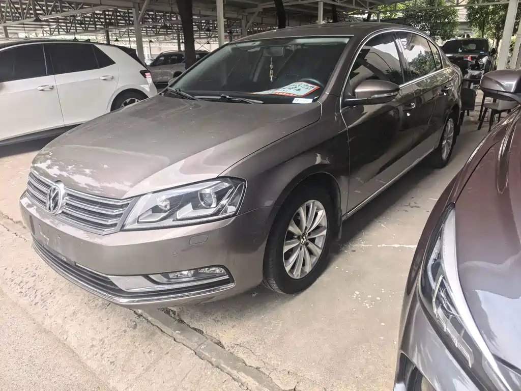 Volkswagen Magotan 2016