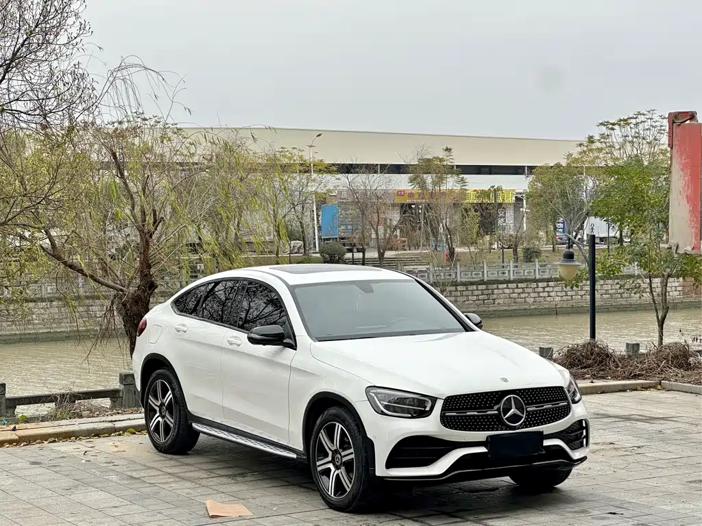 Mercedes-Benz GLC Coupe 2022