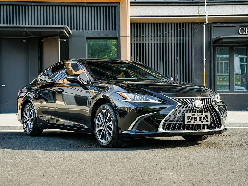 Lexus ES 2022 — фото 3