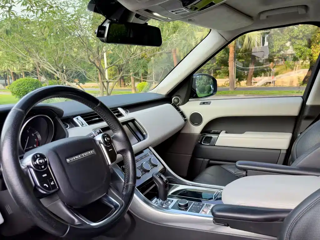 Land Rover Range Rover Sport 2013 — фото 5