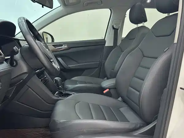 Volkswagen Tharu 2022