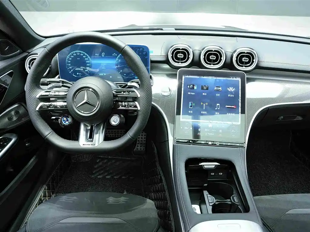 Mercedes-Benz C-Class AMG 2024 — фото 14