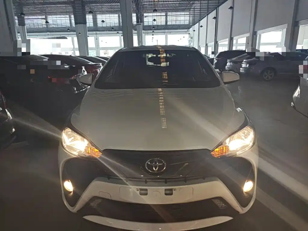 Toyota Yaris L 2019 — фото 3
