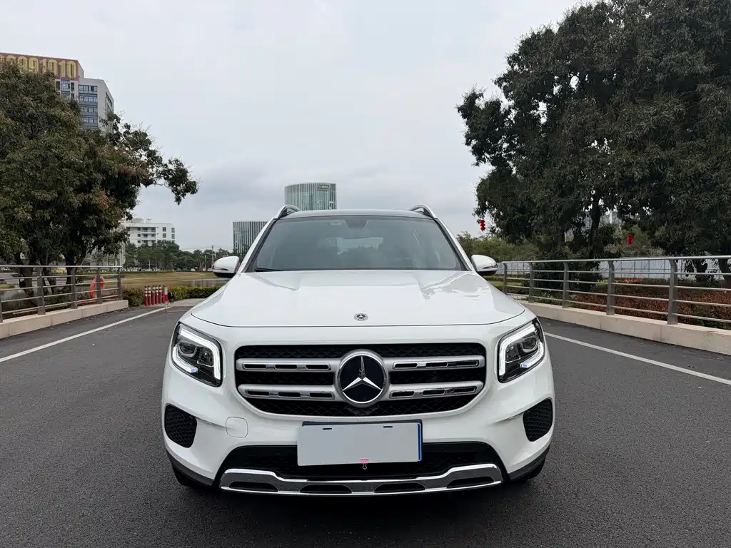 Mercedes-Benz GLB 2021 — фото 2