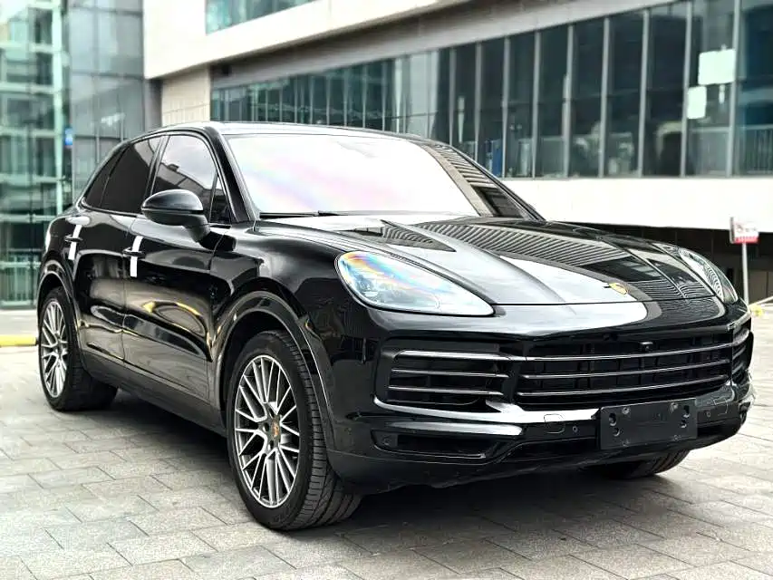 Porsche Cayenne 2022 — фото 3
