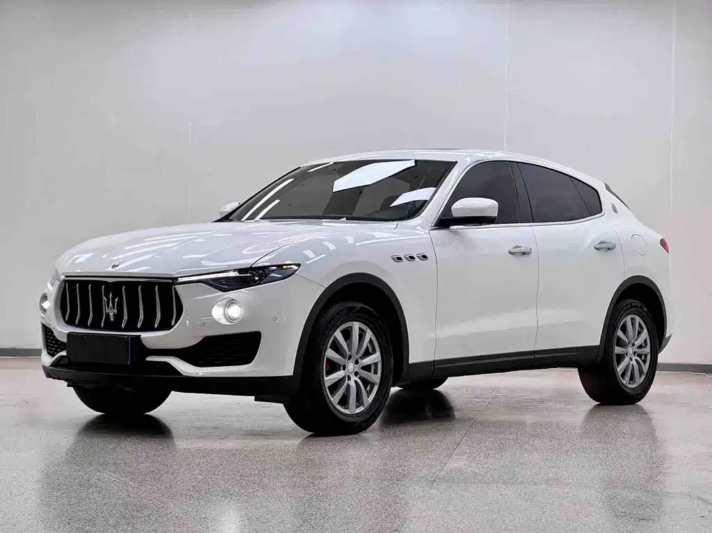 Maserati Levante 2018 — фото 1