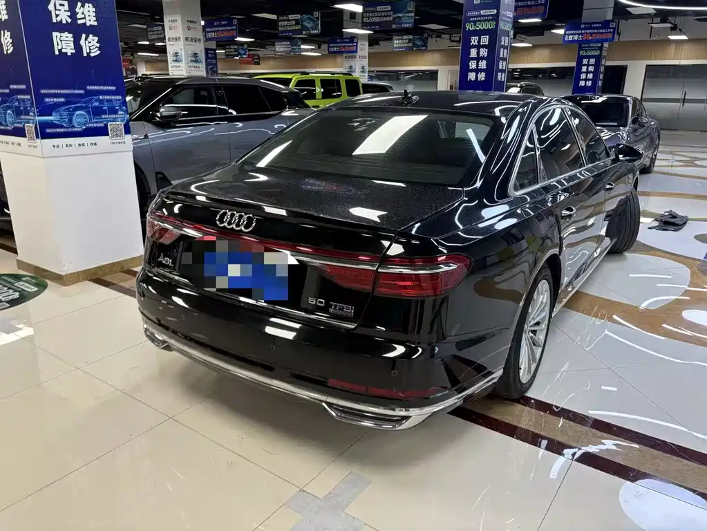 Audi A8 2021