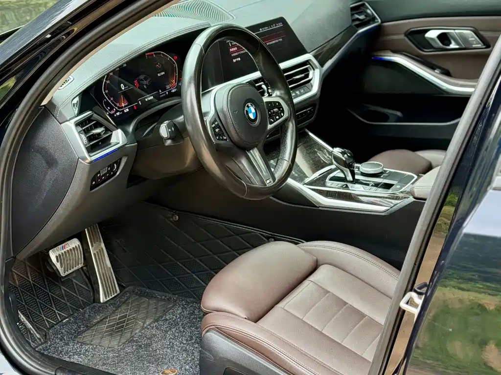 BMW 3 Series 2021